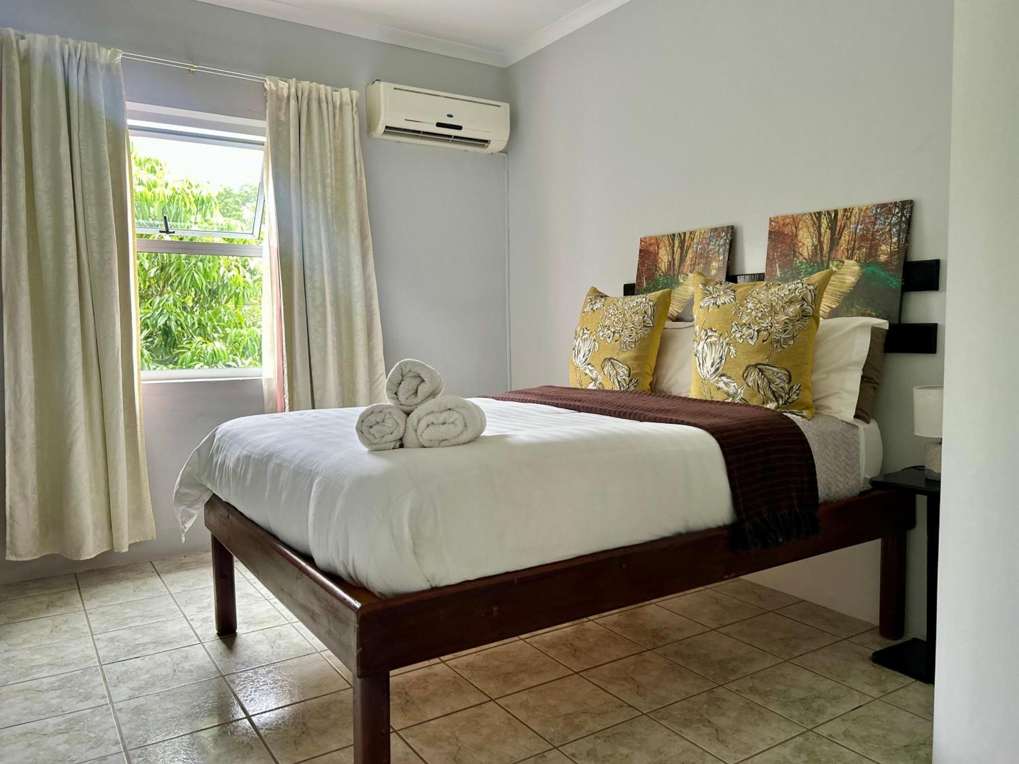 Skyfly Bed & Breakfast Manzini Bagian luar foto
