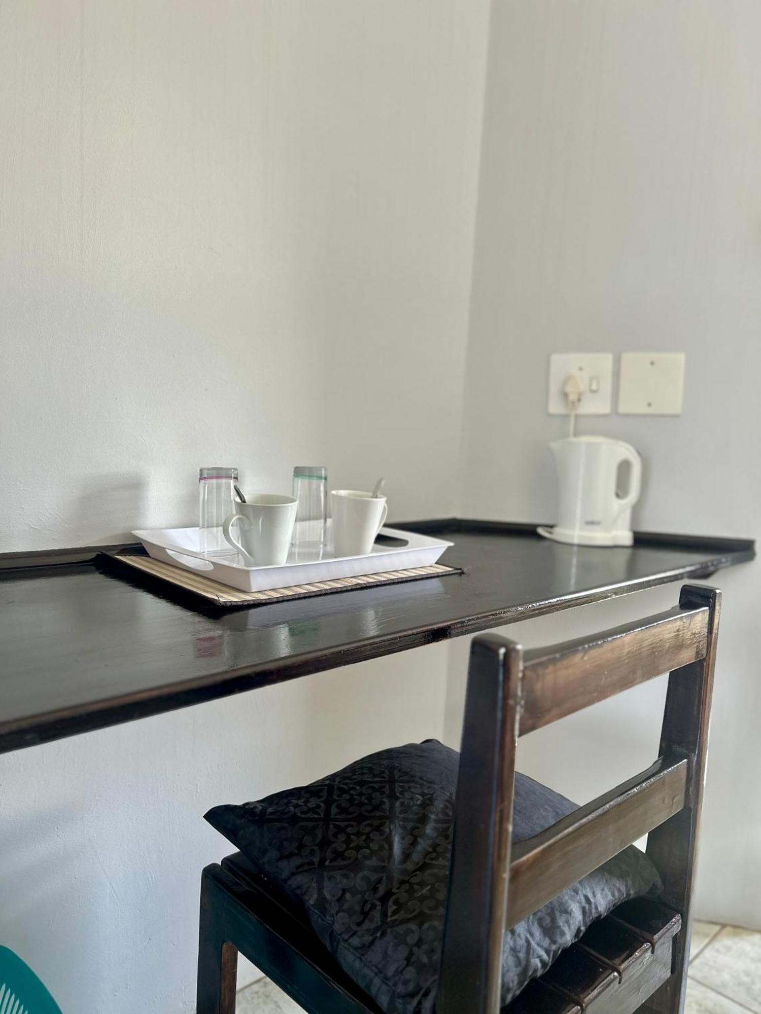 Skyfly Bed & Breakfast Manzini Bagian luar foto