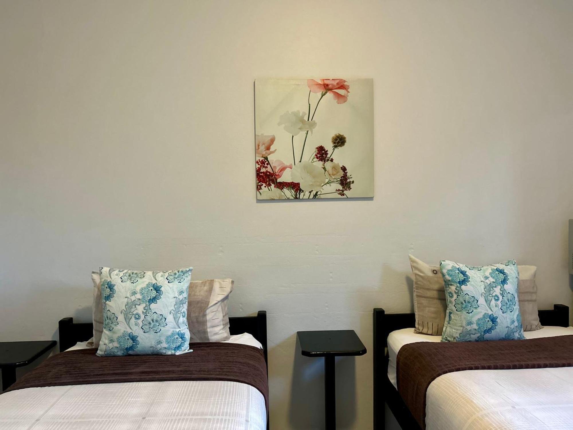 Skyfly Bed & Breakfast Manzini Bagian luar foto